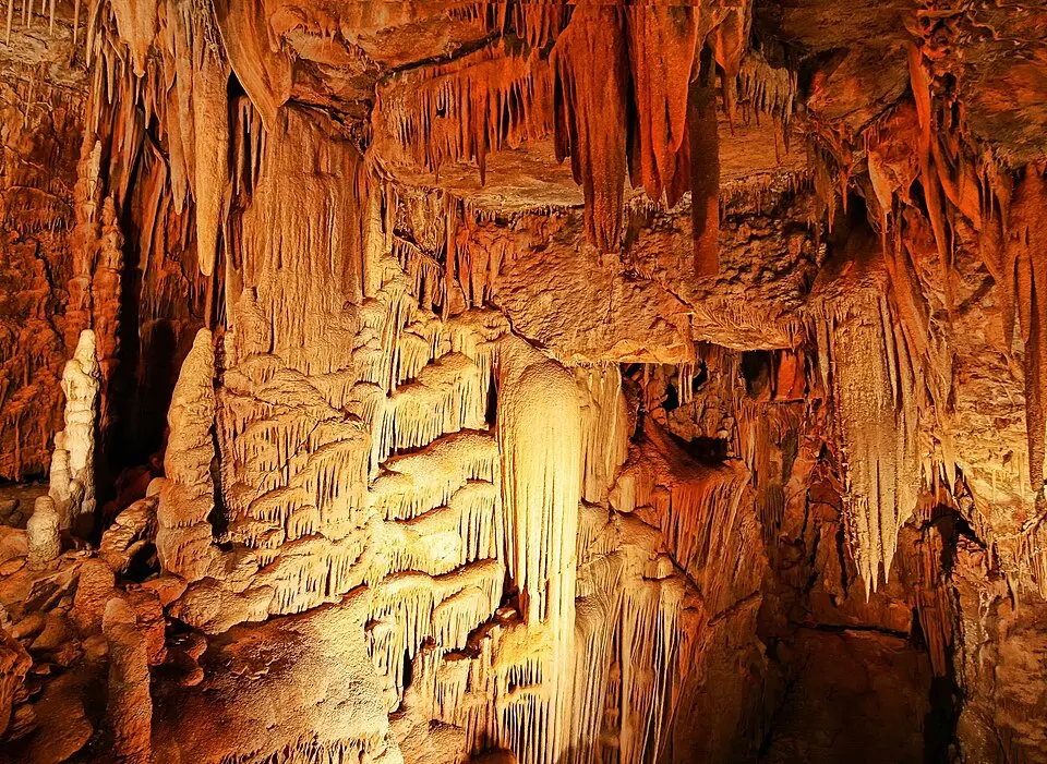 Cave Sykia