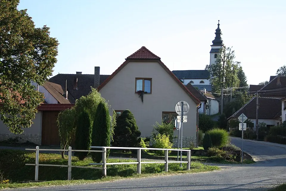 Červená Lhota