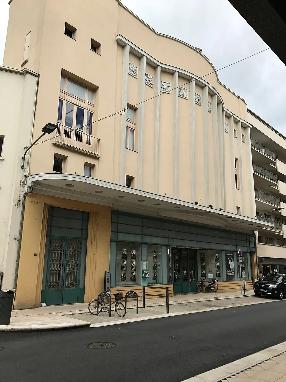 centre culturel Valery-Larbaud