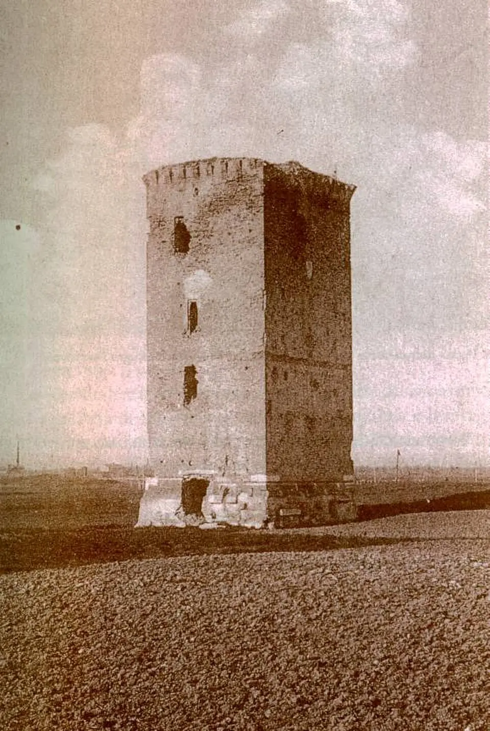 Resti dell'ex Torre Malatestiana