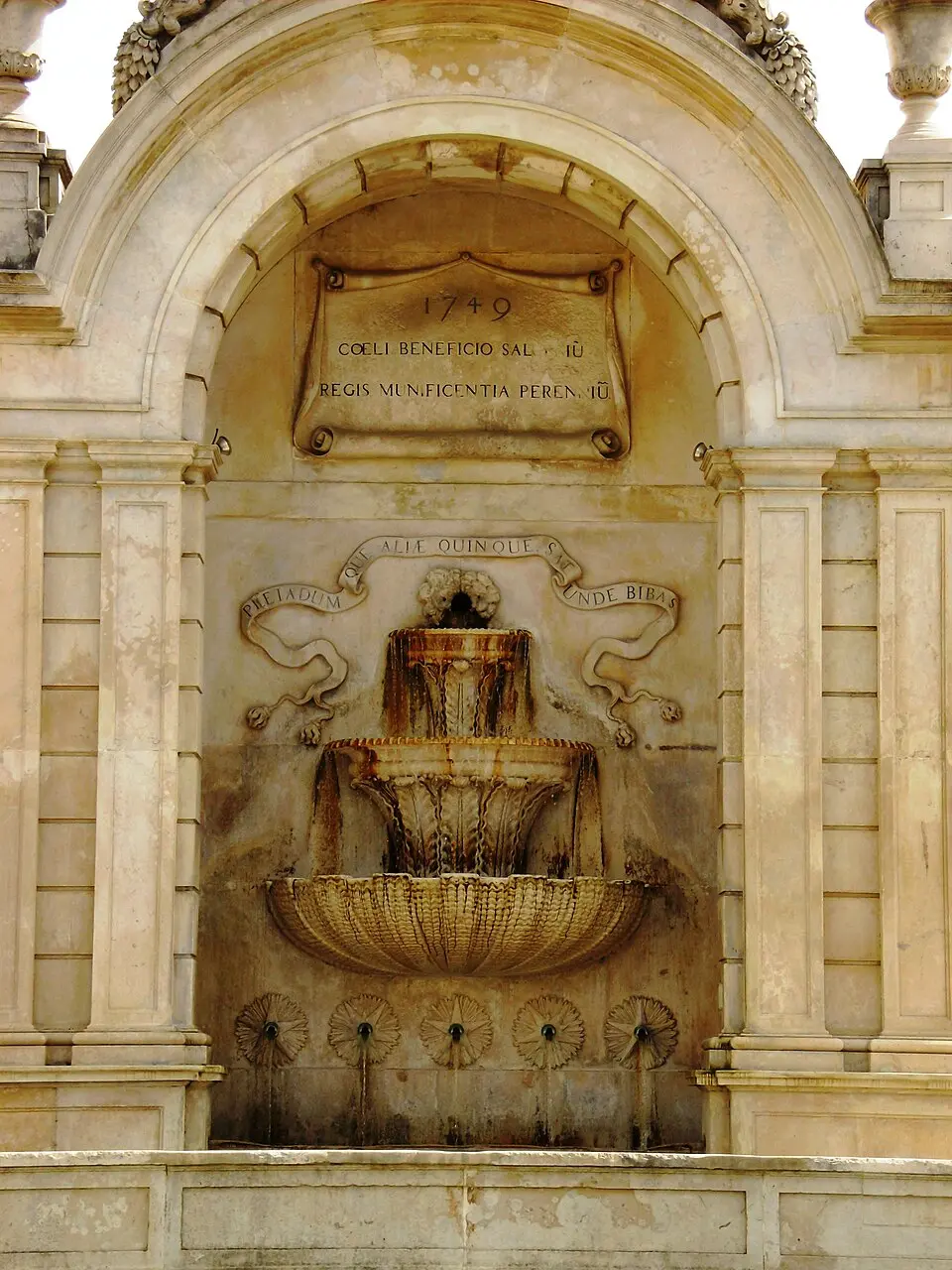 Chafariz das Cinco Bicas