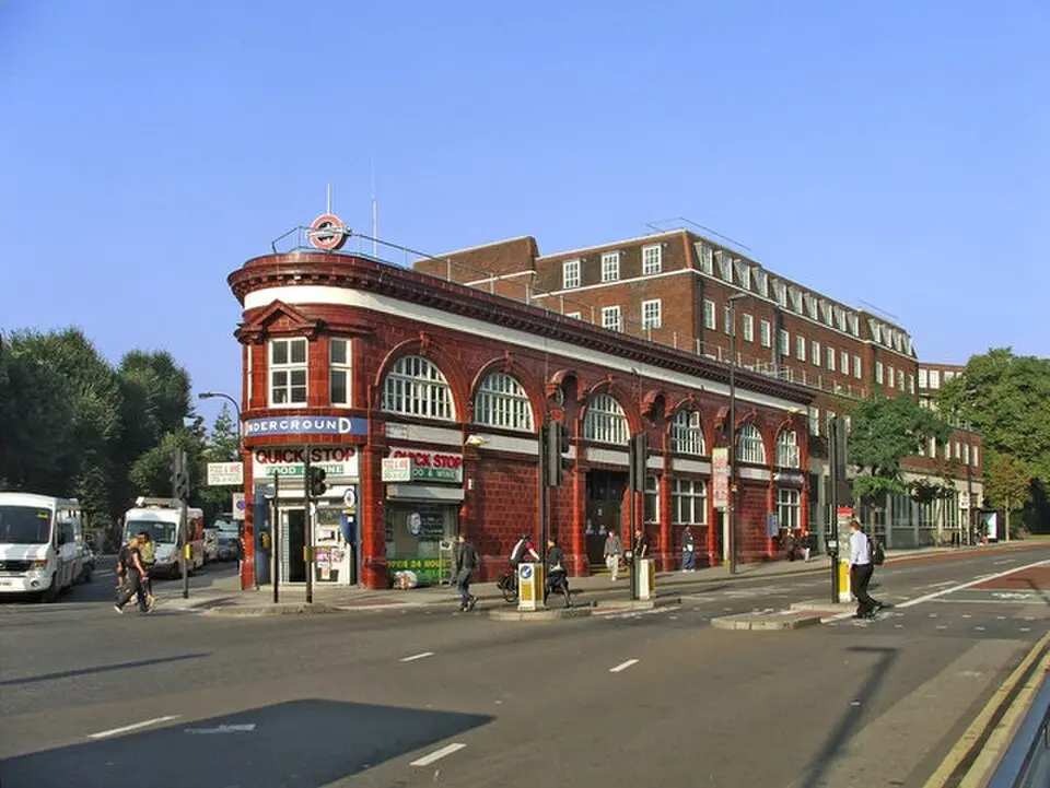 Chalk Farm tube station