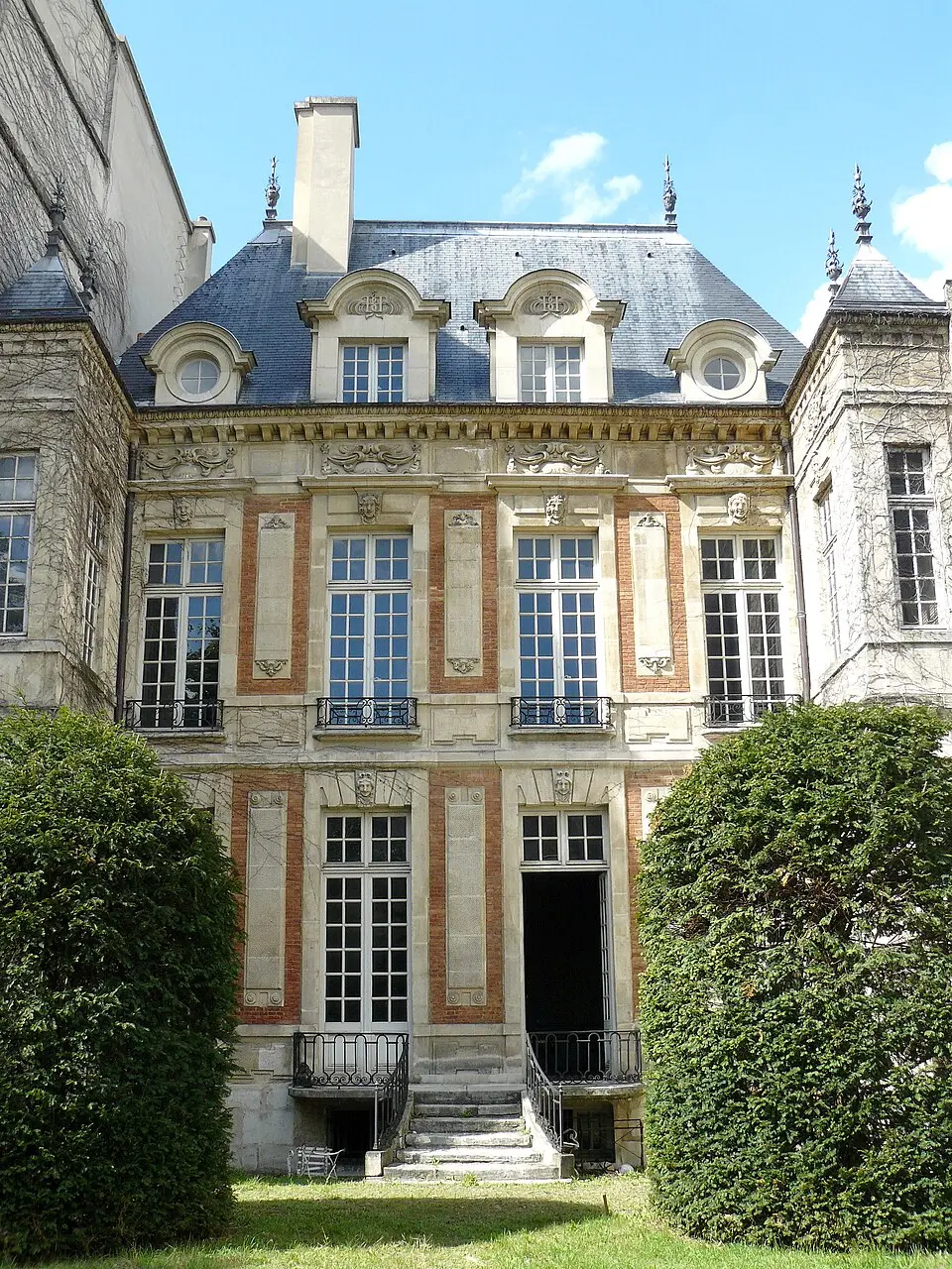 hôtel de Chalon-Luxembourg