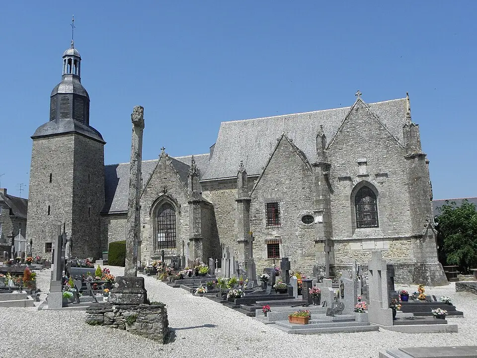collégiale Sainte-Marie-Madeleine de Champeaux