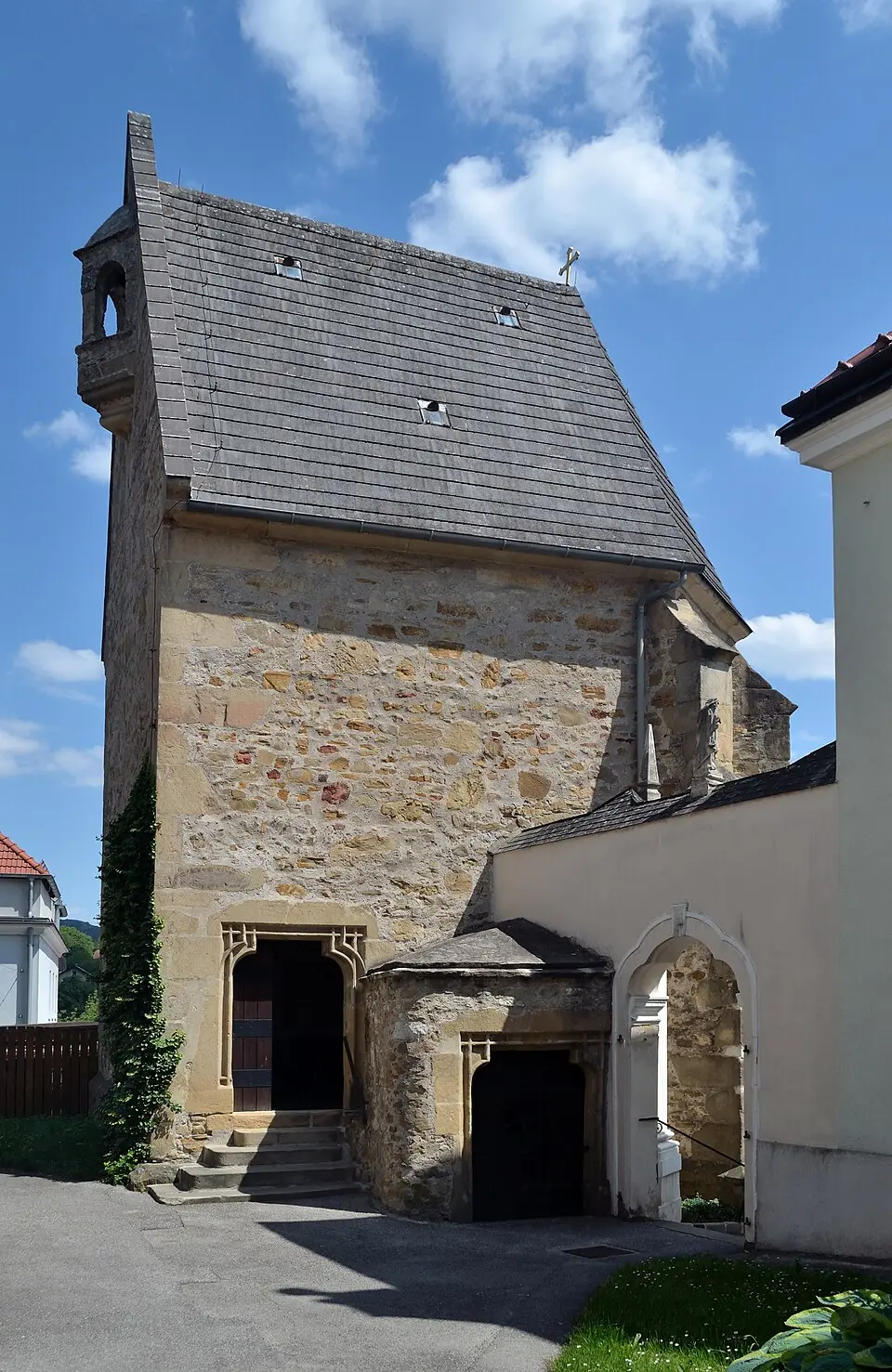 Image: Herzi Pinki · CC BY-SA 3.0 Chapel St. Martin, Maria-Anzbach