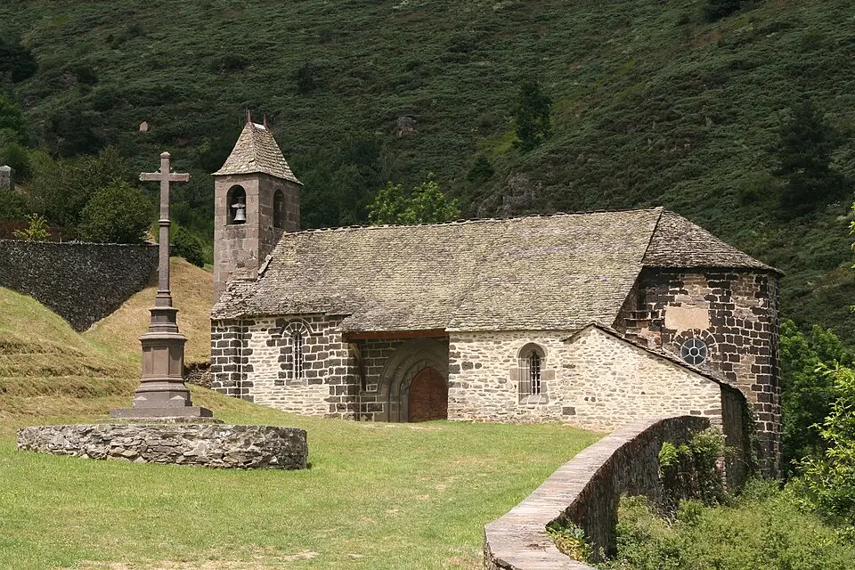 Église Saint-Illide d'Alleuze