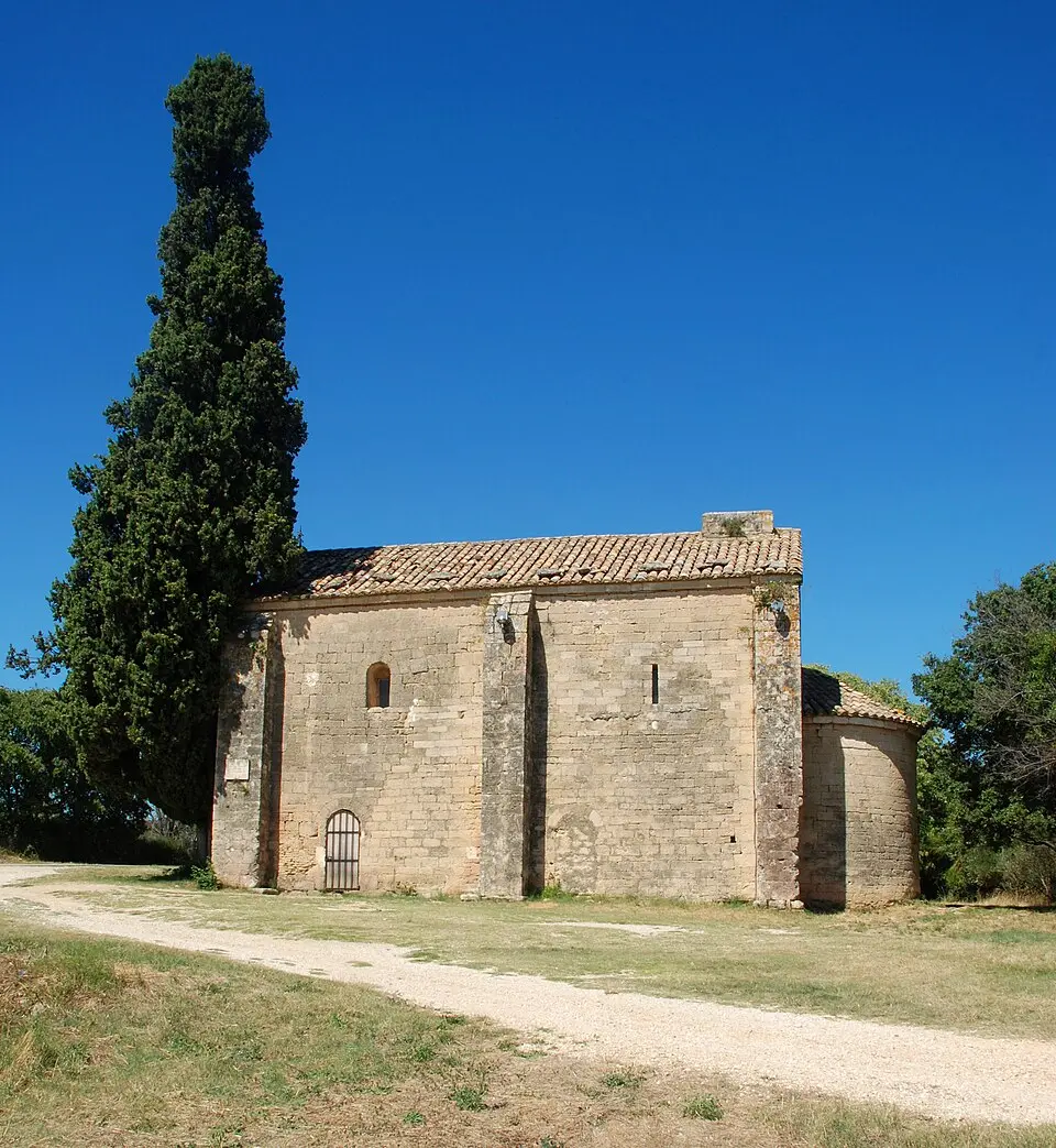Image: EmDee · CC BY-SA 3.0 Castillon-du-Gard