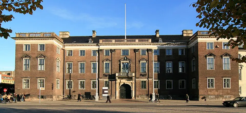 Bild: Mahlum · Public domain Schloss Charlottenborg