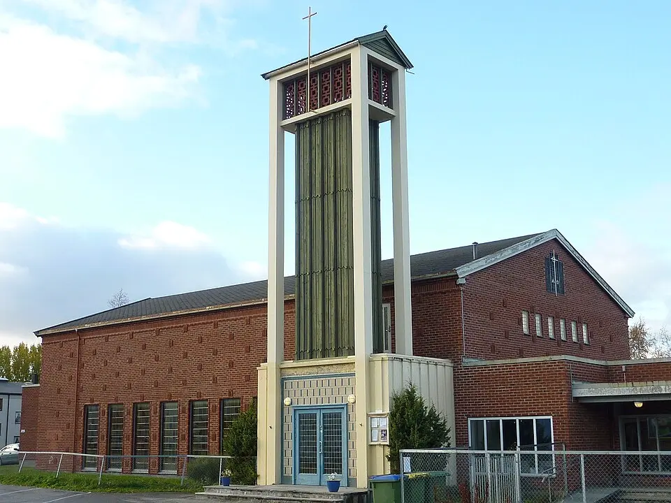 Charlottenlund kirke