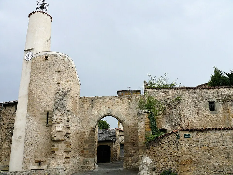 Fortified gate of Chas