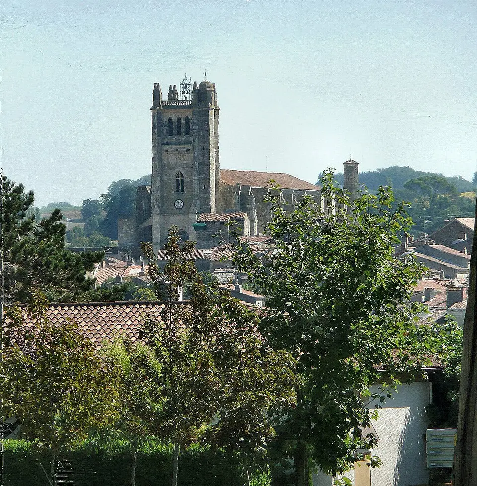 Image: Oxxo · CC BY-SA 3.0 Ténarèze