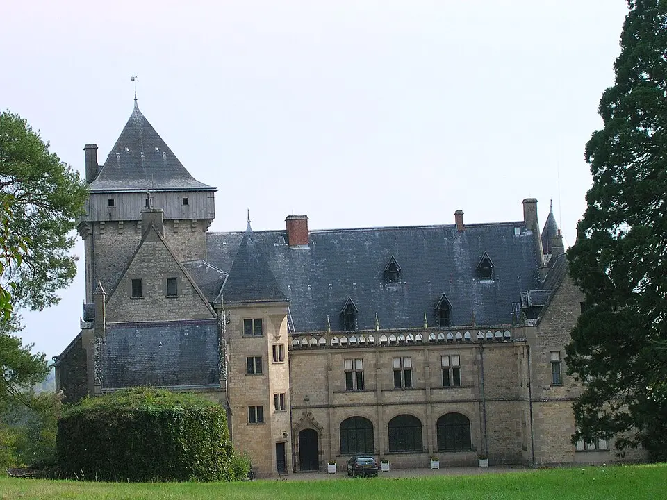 Kép: jean-louis Zimmermann · CC BY 2.0 château de Toury