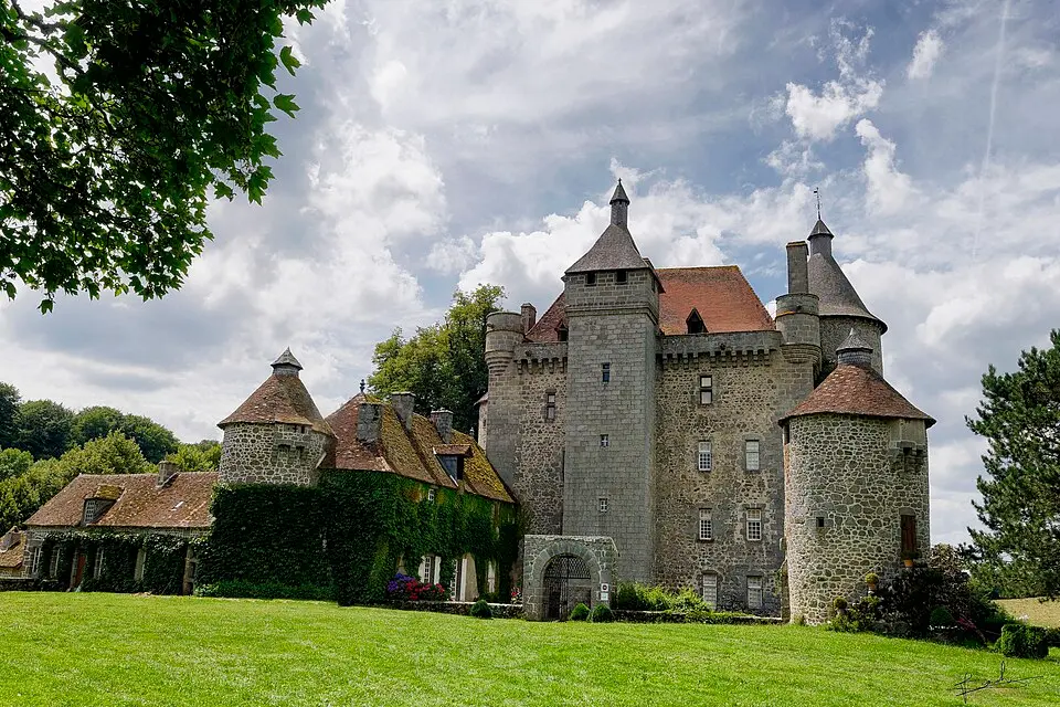château de Villemonteix