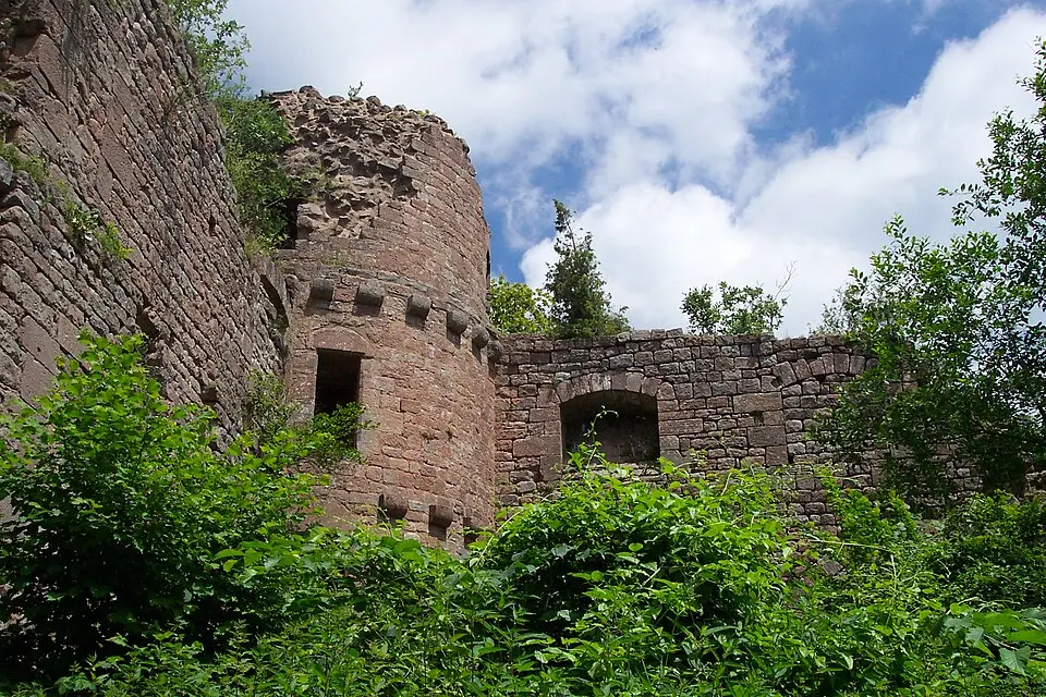Obrázek: Christina · CC BY 2.0 château du Landsberg