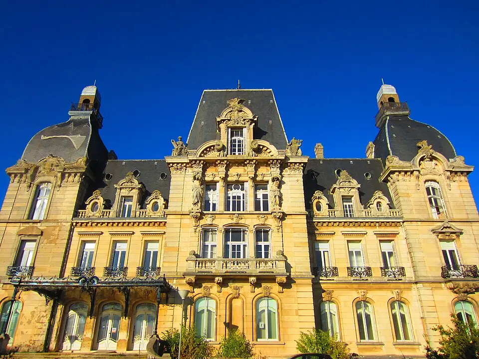 Image: Aimelaime · CC BY-SA 3.0 Château de Mercy
