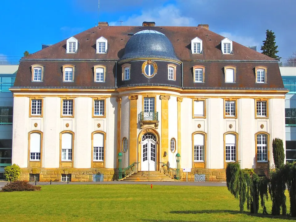 Image: Aimelaime · CC BY-SA 3.0 Château Rexroth de Charleville-sous-Bois