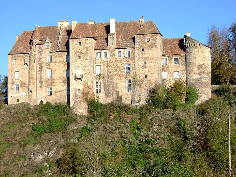 Wikimedia Commons · Public domain château de Boussac