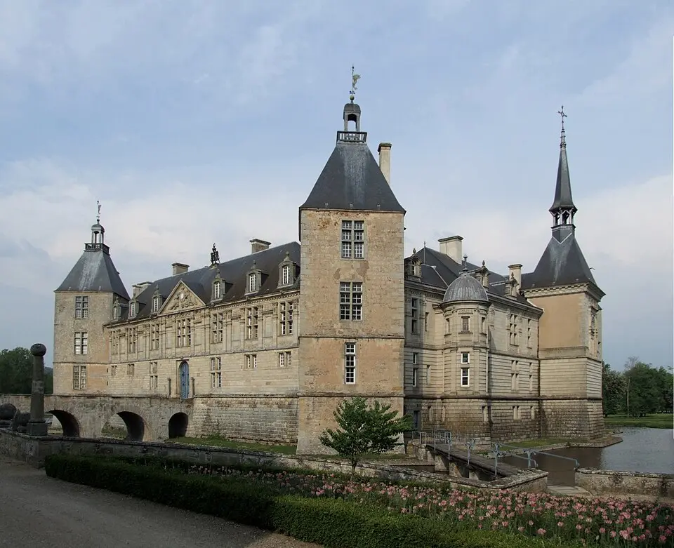 Schloss Sully