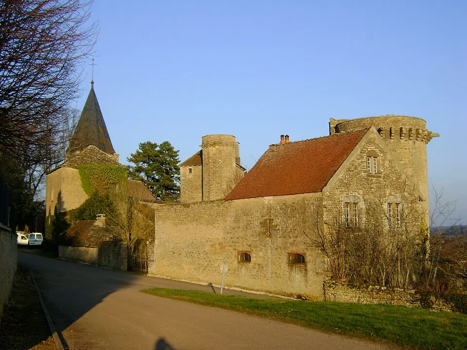 Image: Serein · CC BY-SA 3.0 château de Thizy