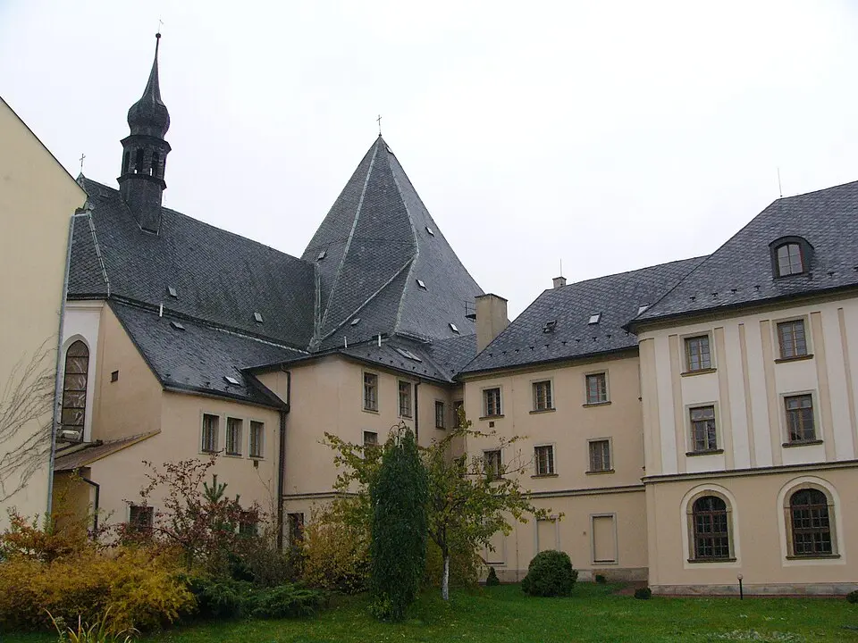 Dominikánský klášter – bývalý františkánský