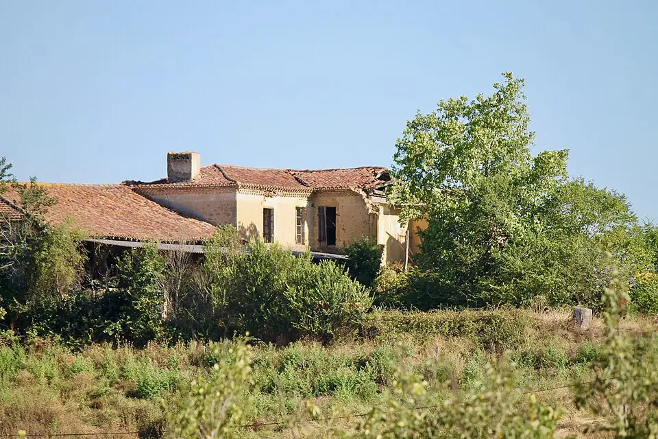 Kép: EE Bonnassies · CC BY-SA 4.0 château d'Aulin