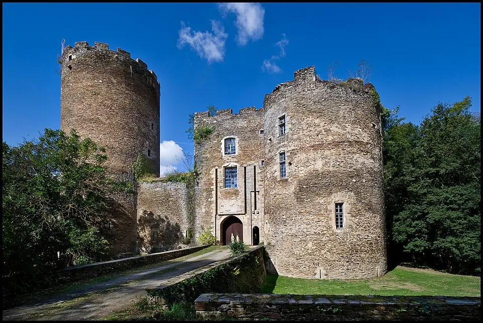 château de châteaubrun