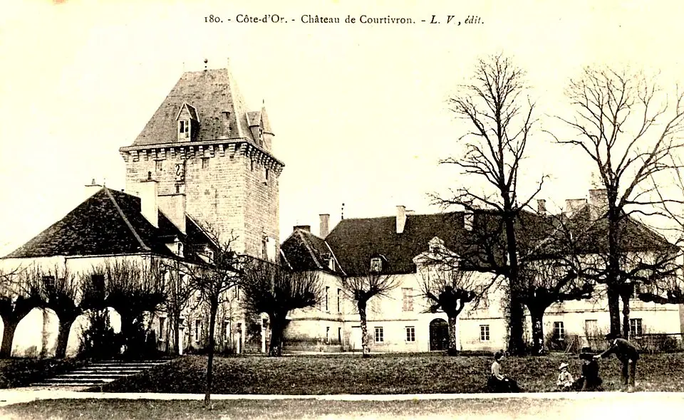 château de Courtivron