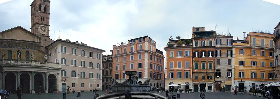 piazza di Santa Maria in Trastevere