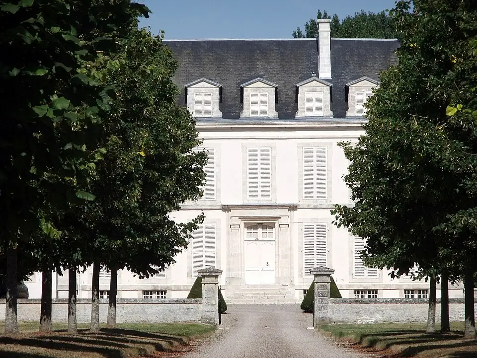 château de Fontaine-les-Bassets