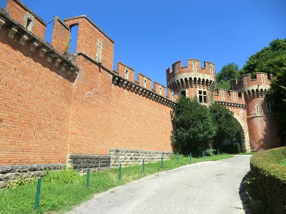 château de Loyes