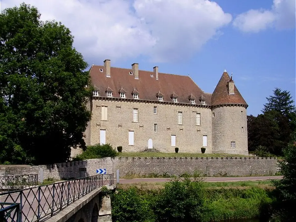 Kép: LecomteB · CC BY-SA 3.0 château de Marcilly