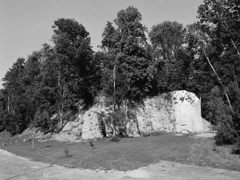 château de Mirebeau