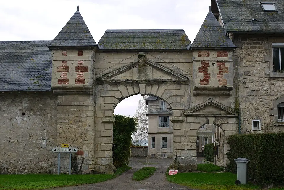 château de Mont-Saint-Martin