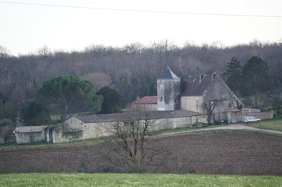 Image: G.Garitan · CC BY-SA 3.0 Château de Pernan