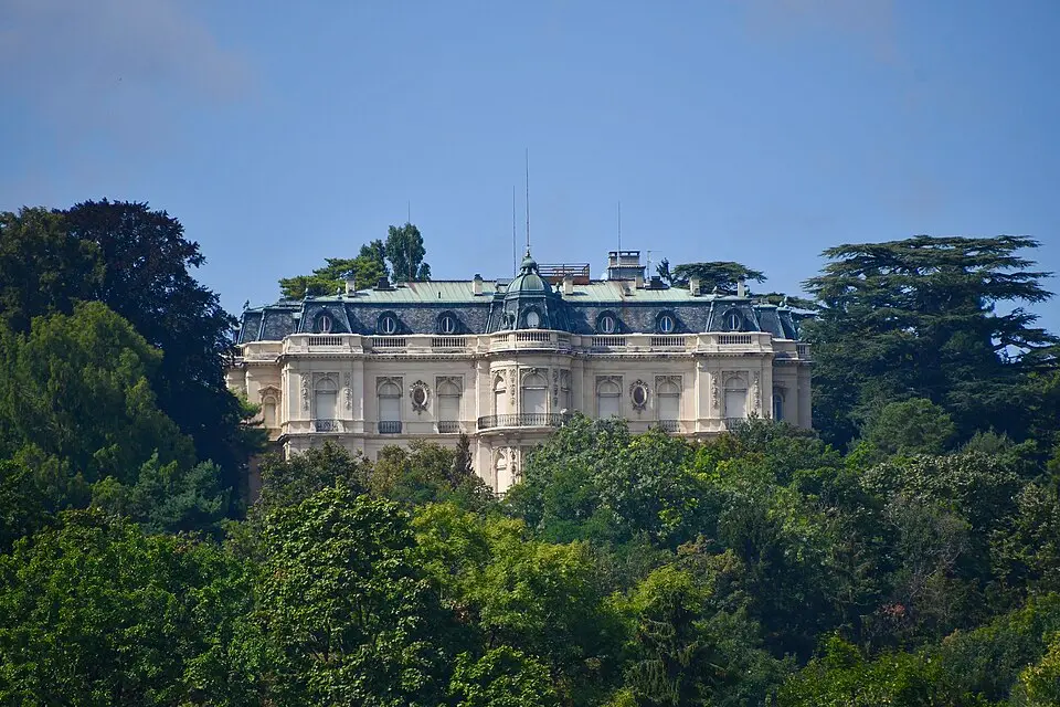 château Rothschild et Dépendances