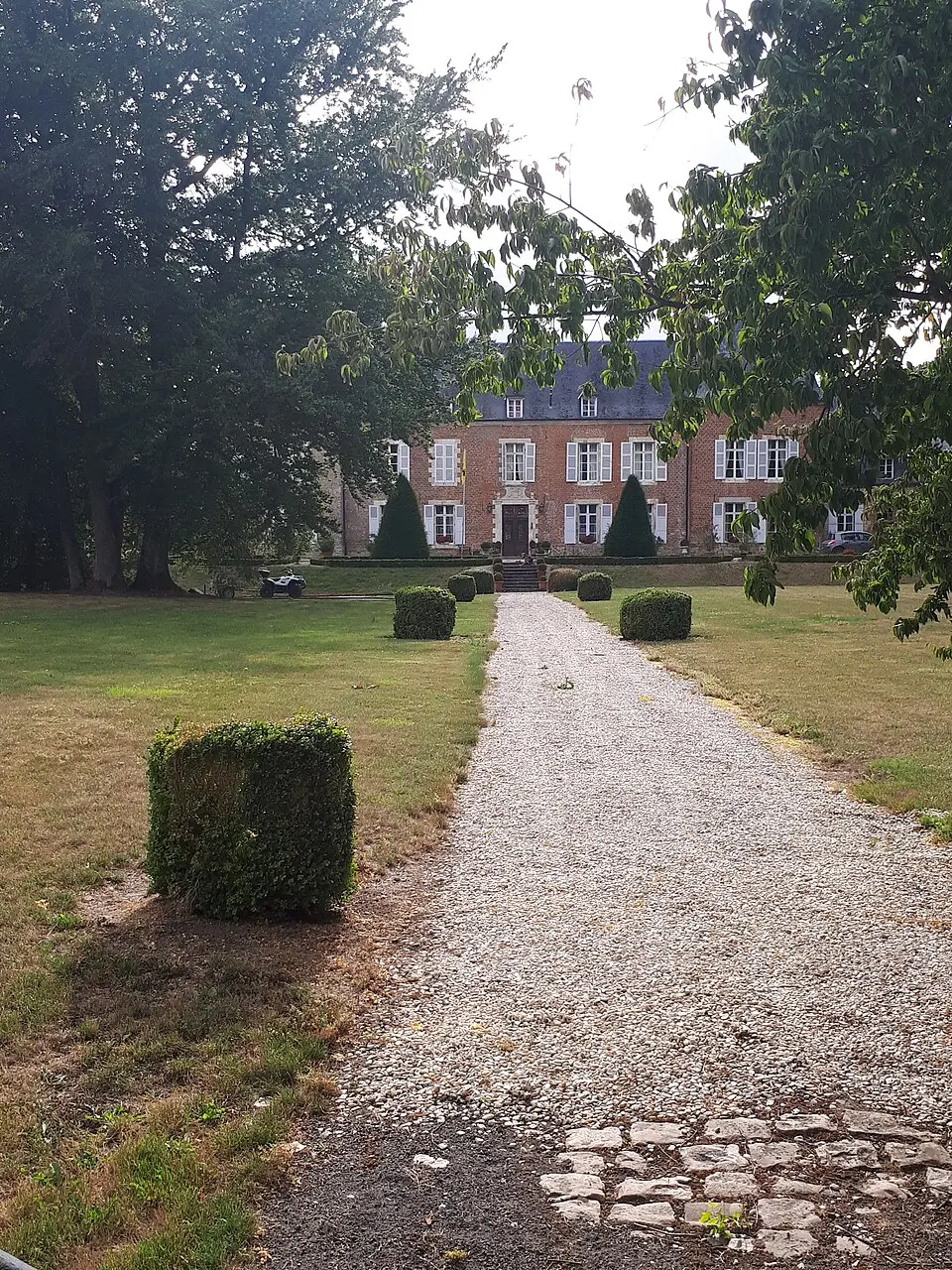 château de Puisieux-et-Clanlieu