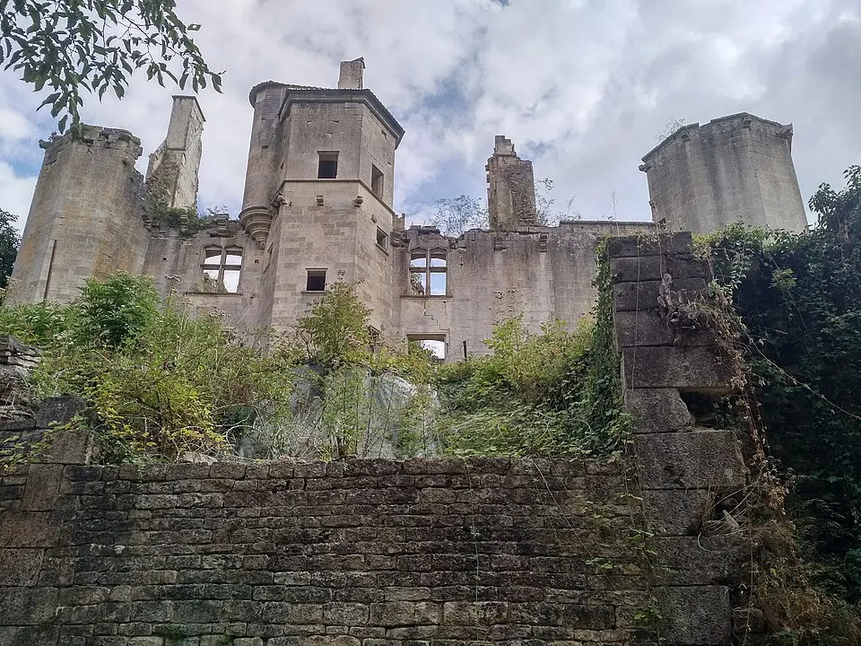 Kép: Ecclésiaste-1.2 · CC BY-SA 4.0 château de Rochefort