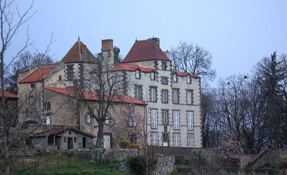 château de Saint-Genès-l'Enfant