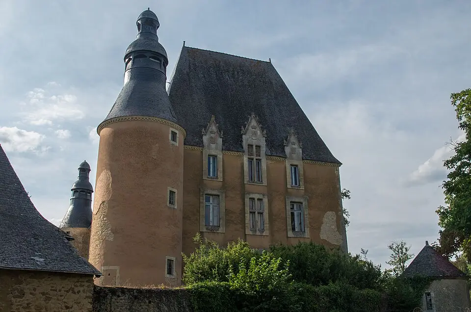 château de Semur-en-Vallon