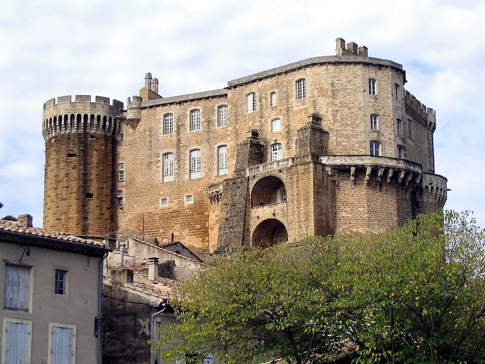 château de Suze-la-Rousse