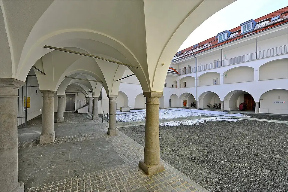 Slika: Johann Jaritz · CC BY-SA 3.0 AT Burg Villach