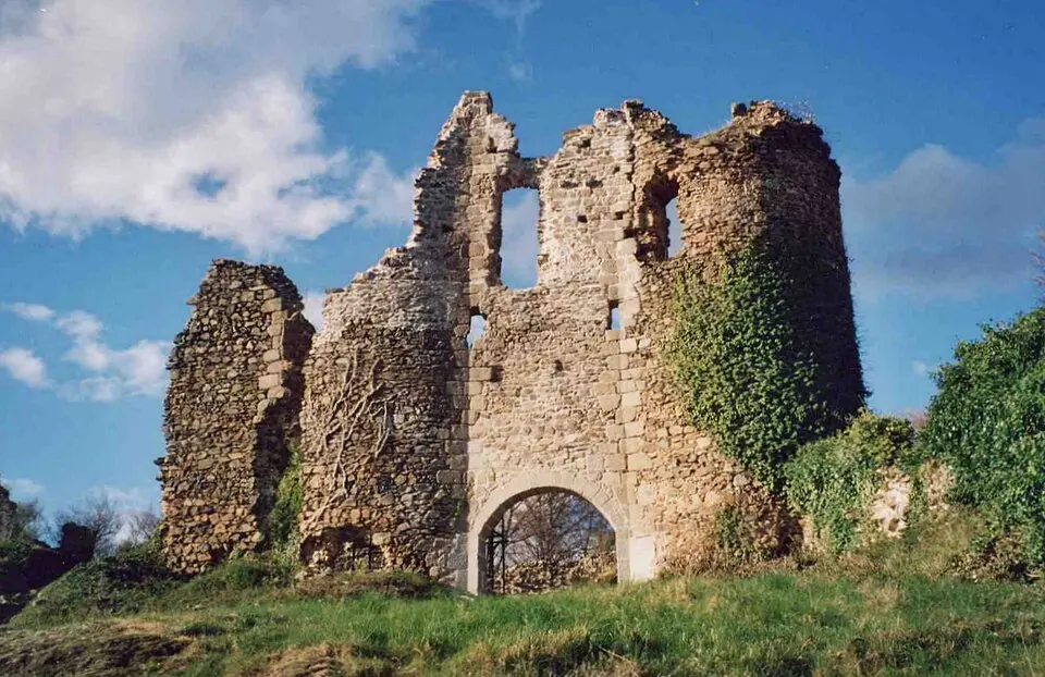 Burg Montgilbert