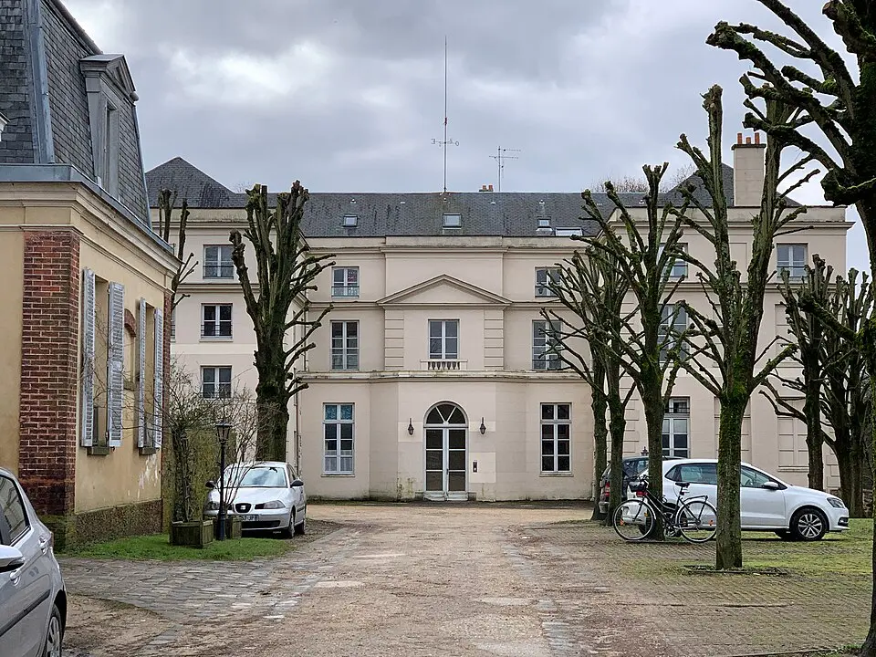 Bild: Chabe01 · CC BY-SA 4.0 château des Rets