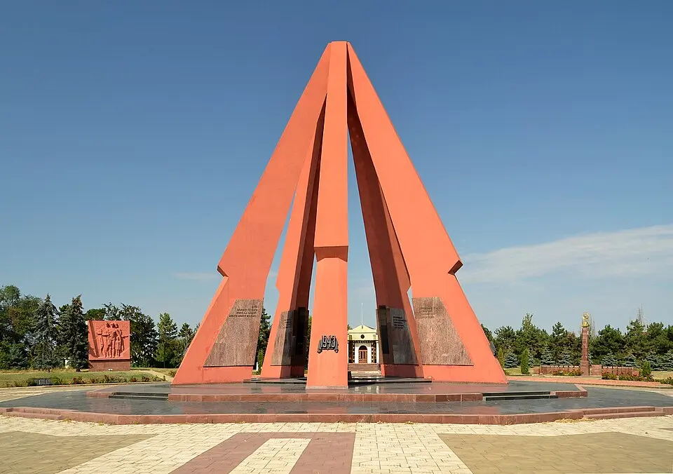 Complexul Memorial Eternitate