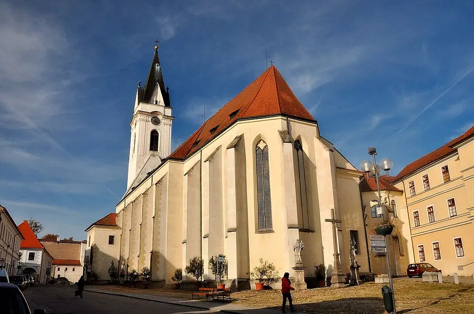 kostel svatého Jiljí a Panny Marie Královny