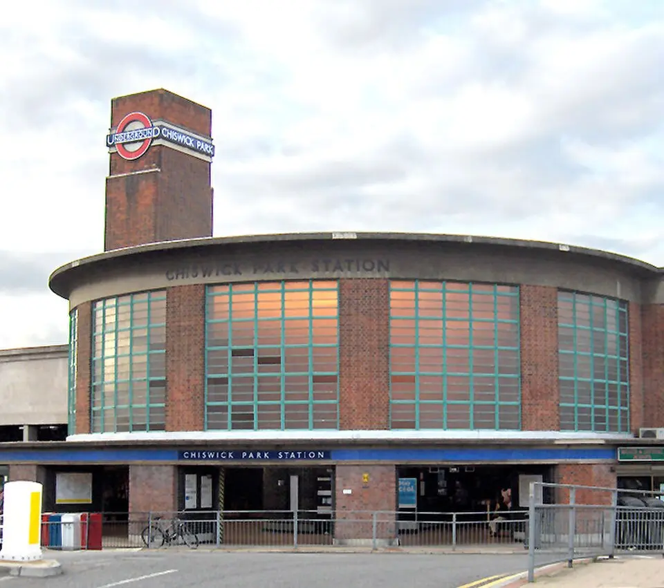 Chiswick Park tube station