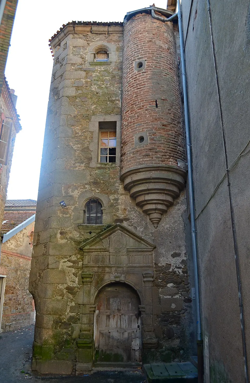 tour du Grenier à sel