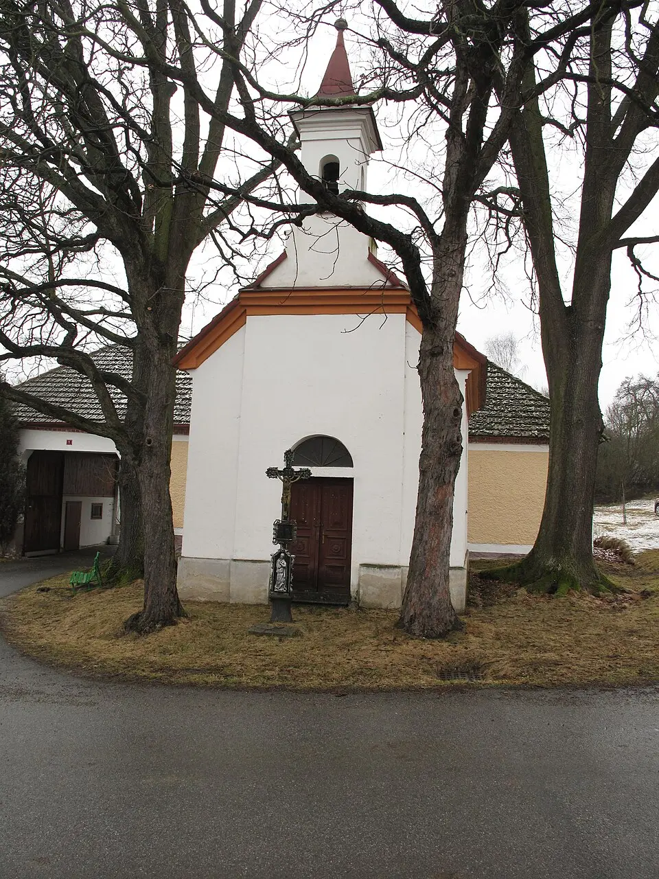 Chrást