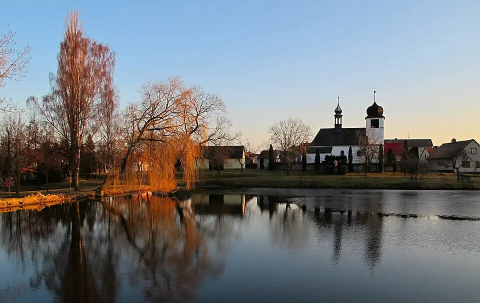 Dlouhá Lhota u Dobříše
