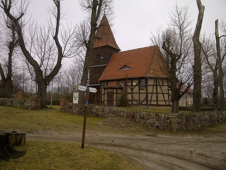 Kościół Podwyższenia Krzyża Świętego w Lubiechni Małej